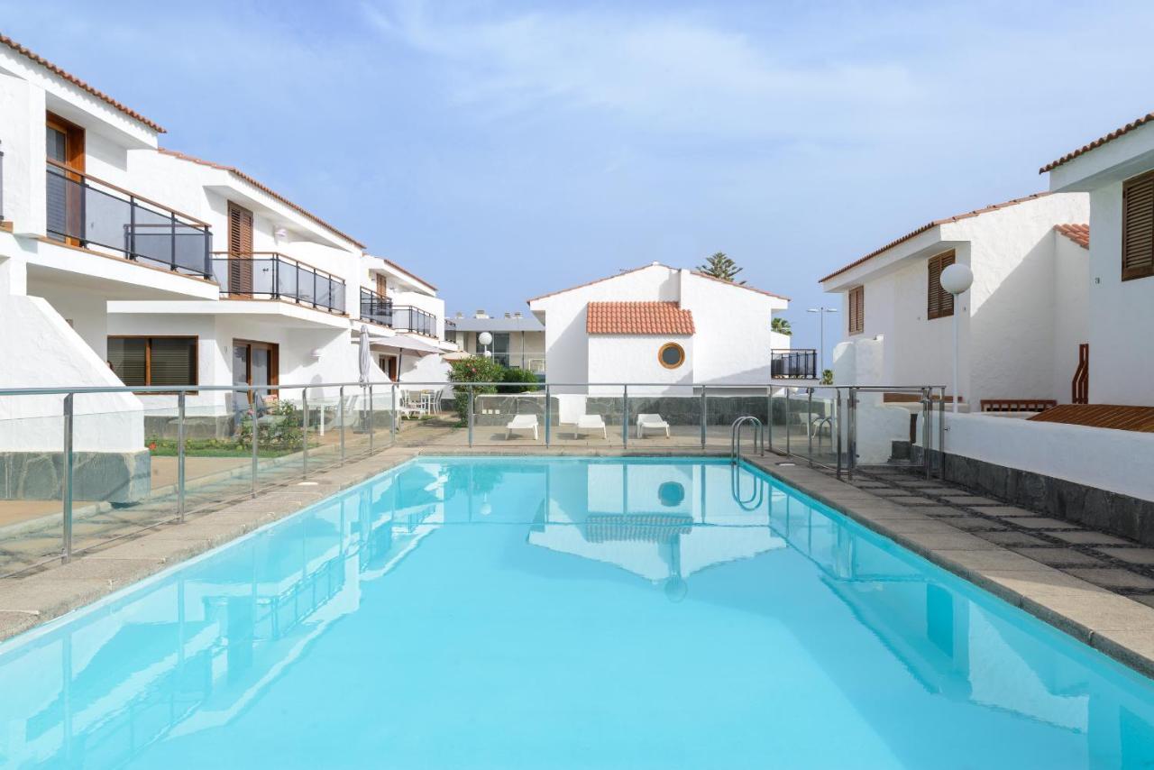 Bonito Bungalow Con Piscina Junto A La Playa San Bartolome Bagian luar foto