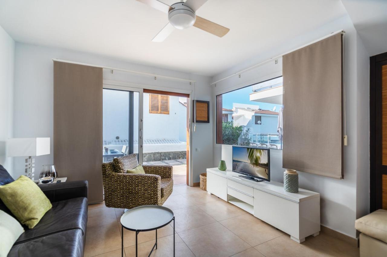 Bonito Bungalow Con Piscina Junto A La Playa San Bartolome Bagian luar foto
