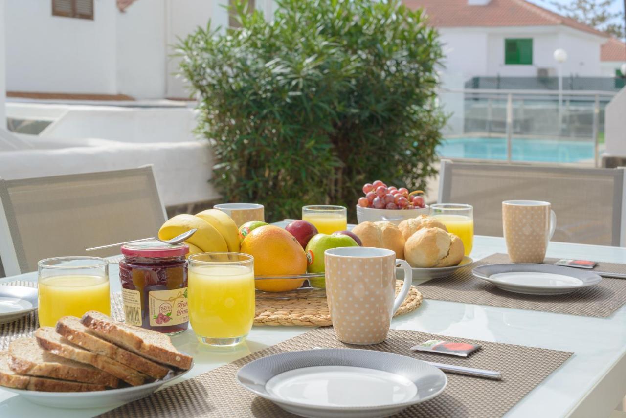 Bonito Bungalow Con Piscina Junto A La Playa San Bartolome Bagian luar foto