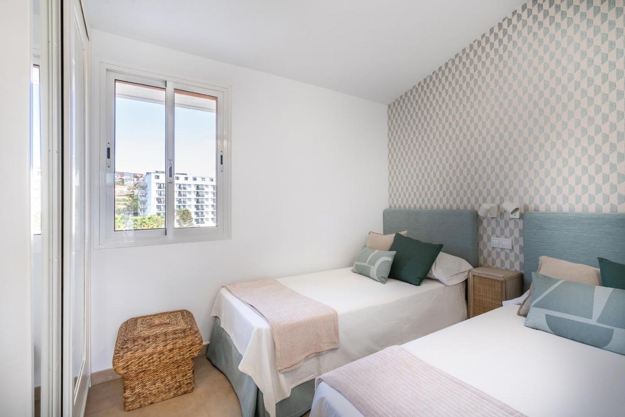 Bonito Bungalow Con Piscina Junto A La Playa San Bartolome Bagian luar foto